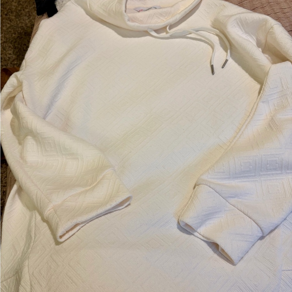 Liz Claiborne Off-White Patterned Sweatshirt